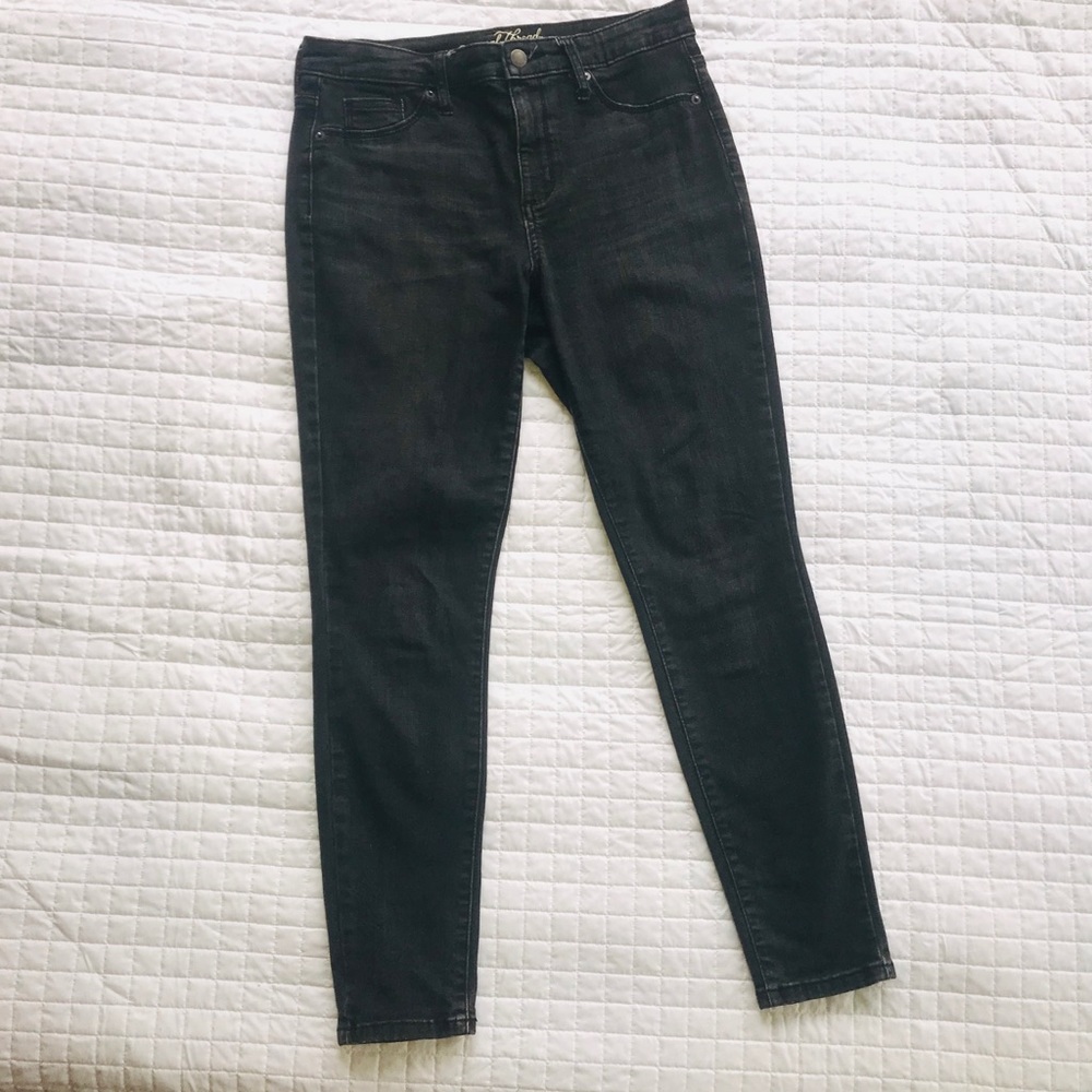Universal Thread High Rise Jegging